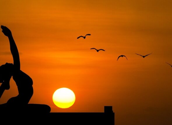 meditation-4928205_1280_cropped