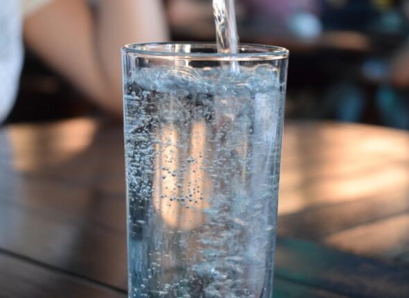 water_hydration-2582012_1280x720