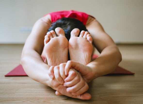 yoga-1146277_1280_cropped